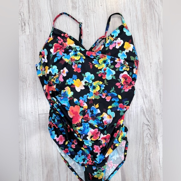 Aqua Green Multicolor Swimsuit - Picture 1 of 3